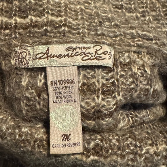 American Rag Brown Sweater - Picture 4 of 5